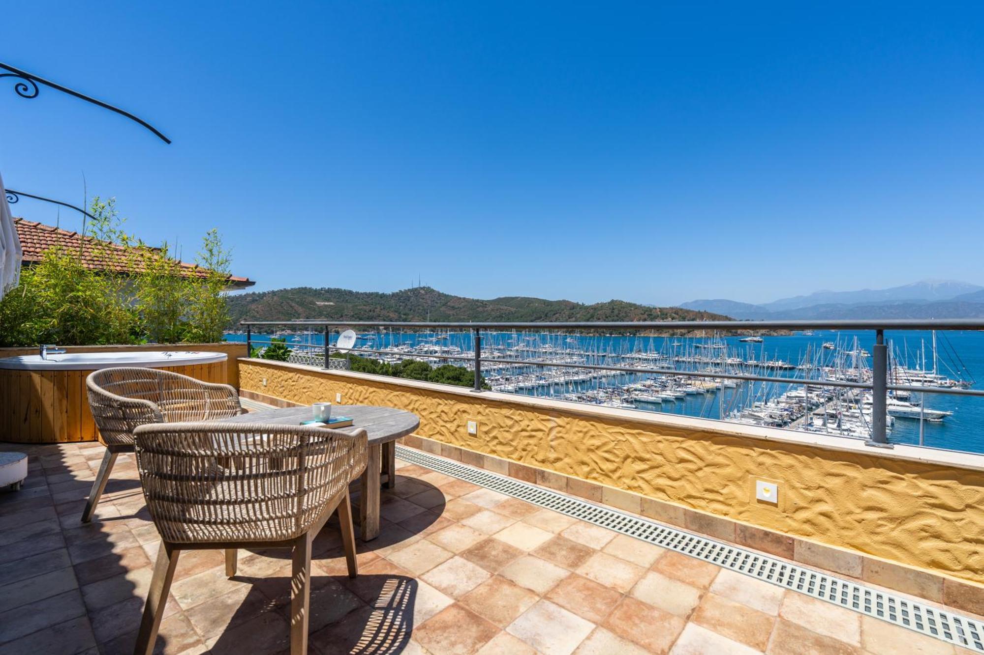 Unique-boutique Class - Adults Only Hotel